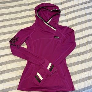 LIKE NEW Flag Nor Fail long sleeve active top Size XS